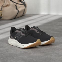 new-balance-wom_1
